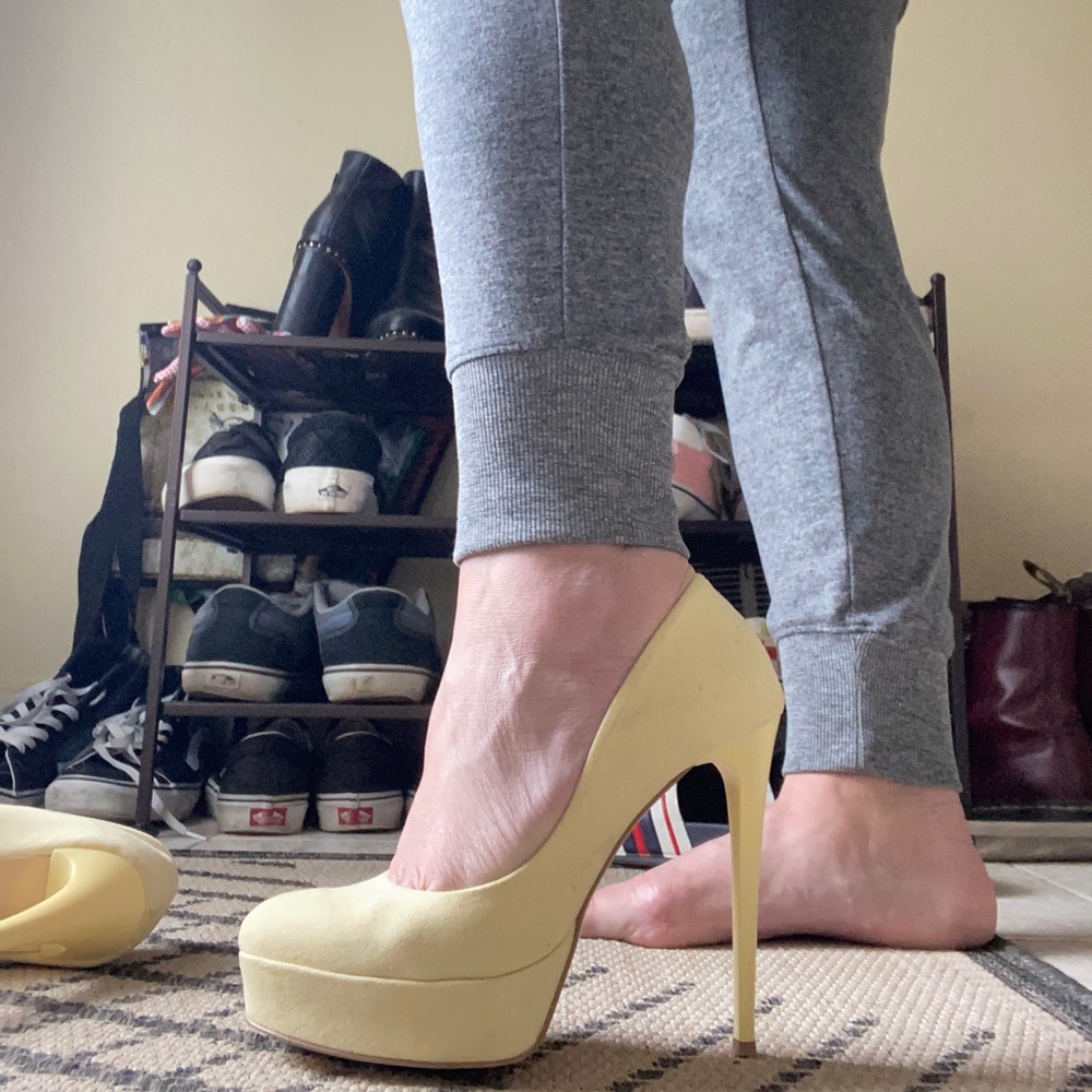Handmade designer Moyo platform pumps never worn - Picture 4 of 14